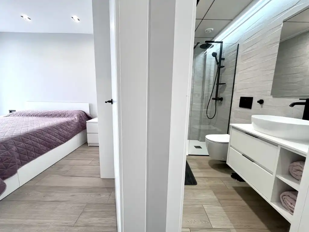 House with pool for sale in Calle Corbeta-Punta Prima, imagen 25