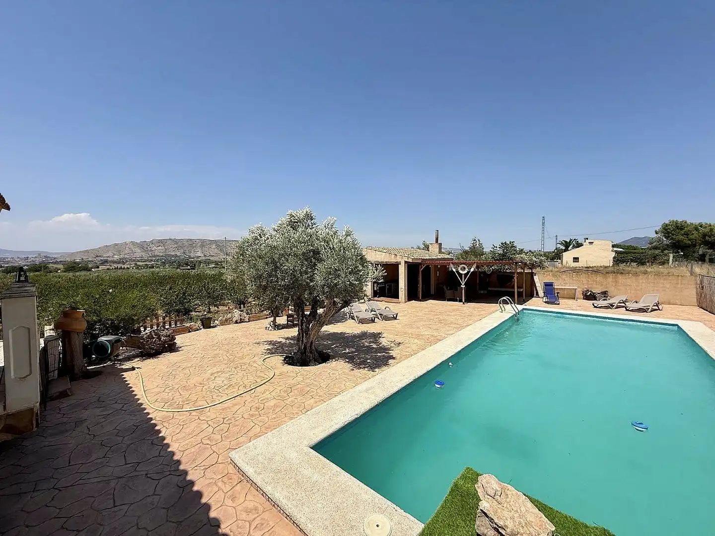 Piscina de Finca rústica en venda en Villena amb Terrassa