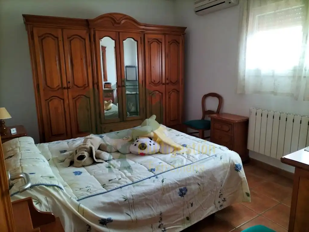 Dormitori de Casa o xalet en venda en Pedroso de Acim