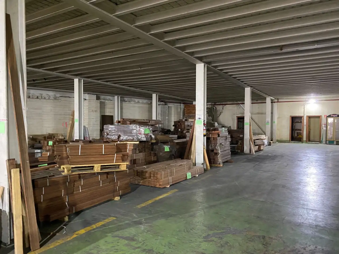 Industrial buildings for rent in Santander