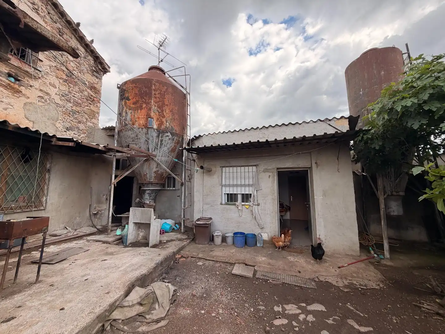 Vista exterior de Finca rústica en venda en Canovelles