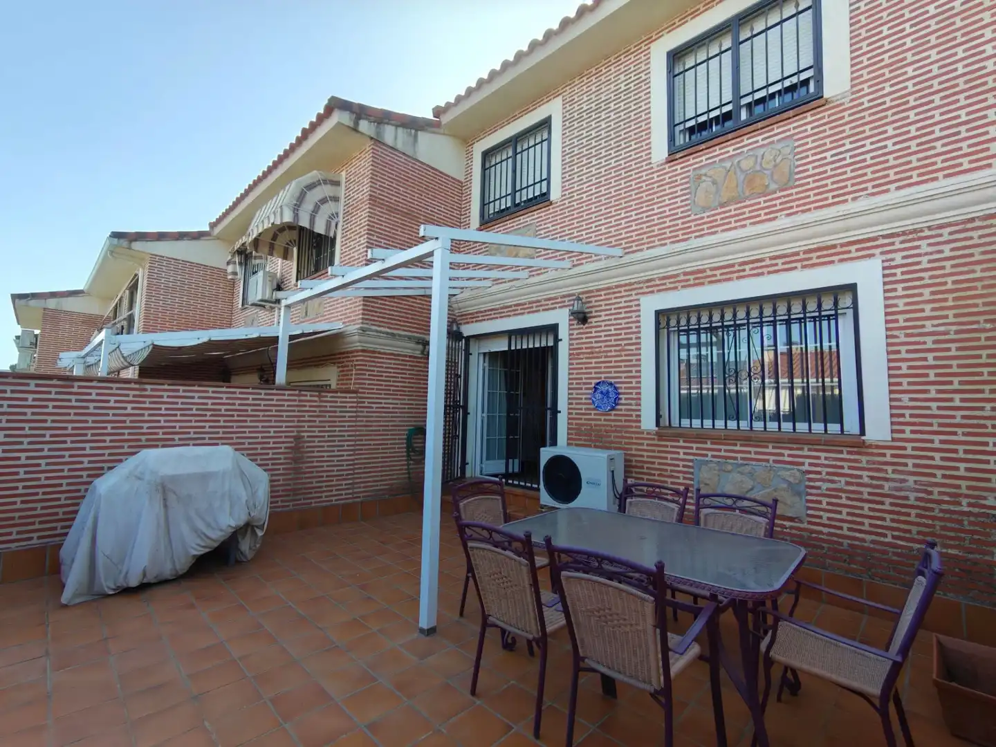 Terrassa de Casa o xalet de lloguer en Sevilla la Nueva amb Aire condicionat, Calefacció i Terrassa