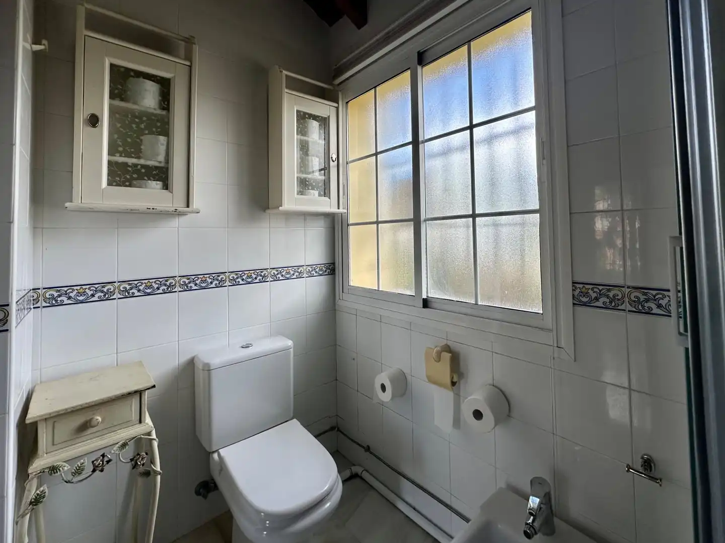 Bathroom of Houses for sale in Marbella  with Private garden, Terrace and Community pool