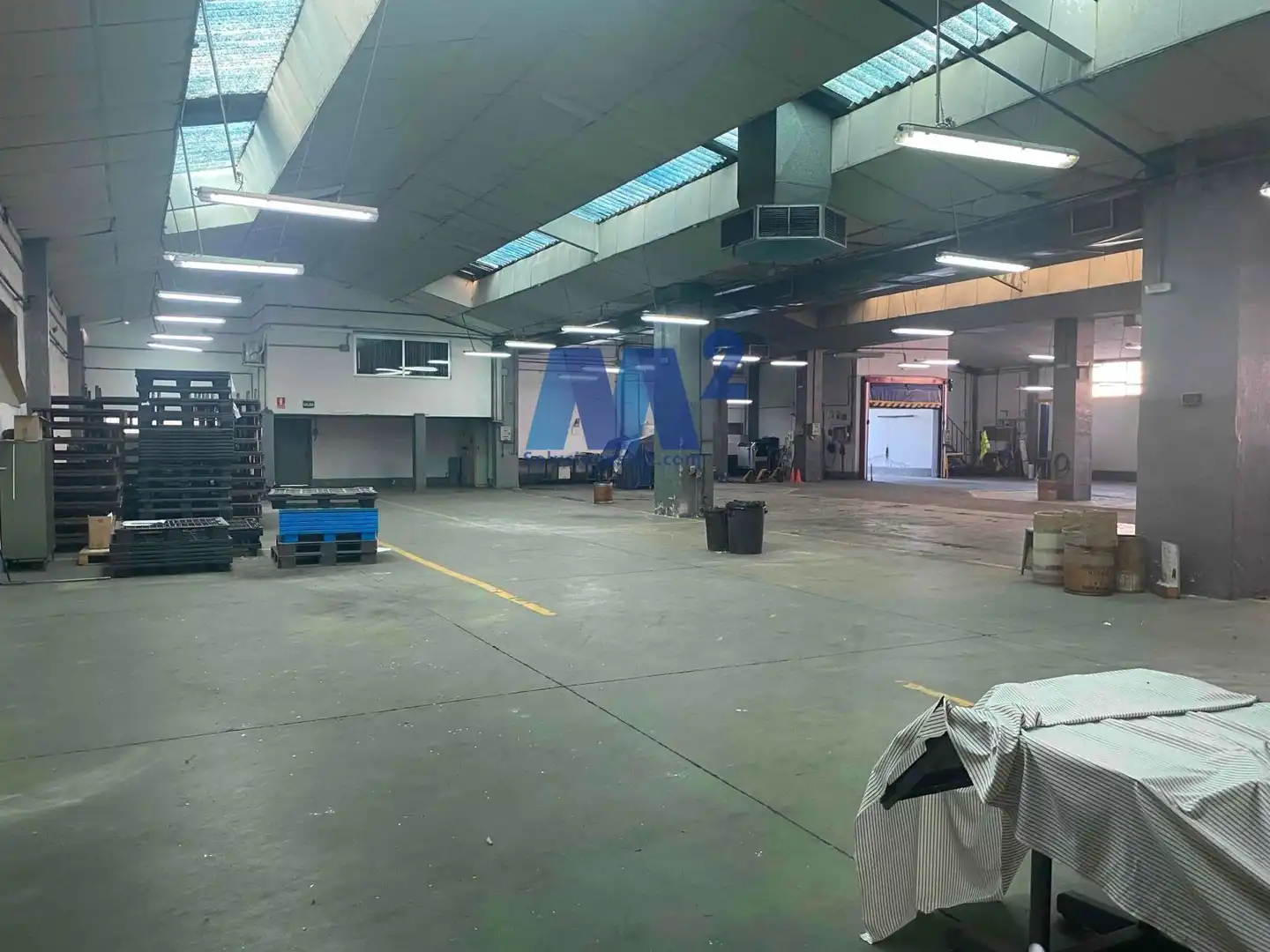Nau industrial de lloguer a Hierro