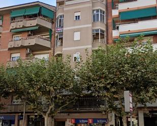 Vista exterior de Pis en venda en Barberà del Vallès