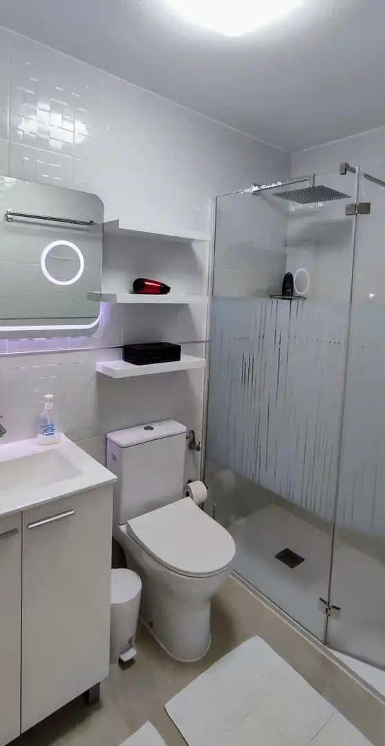 Badezimmer von Wohnungen zum Verkauf in Antigua mit Terrasse, Möbliert und Gemeinschaftspool