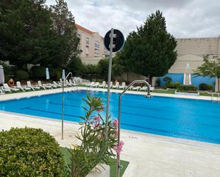 Swimming pool of Flat for sale in Aranjuez  with Air Conditioner, Heating and Private garden