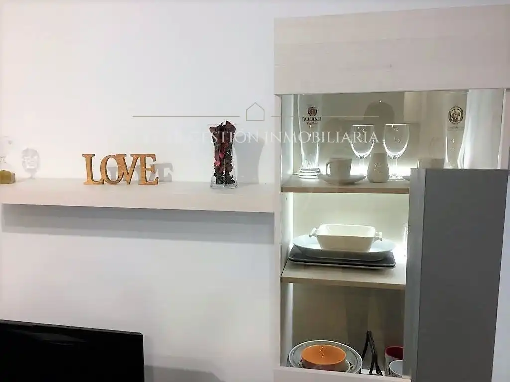 Flat with balcony to rent in Azafranal, imagen 4