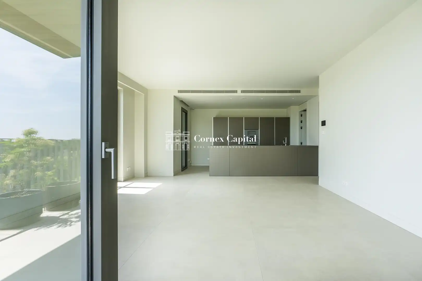 Flat for sale in Barcelona  with Air Conditioner, Heating and Private garden