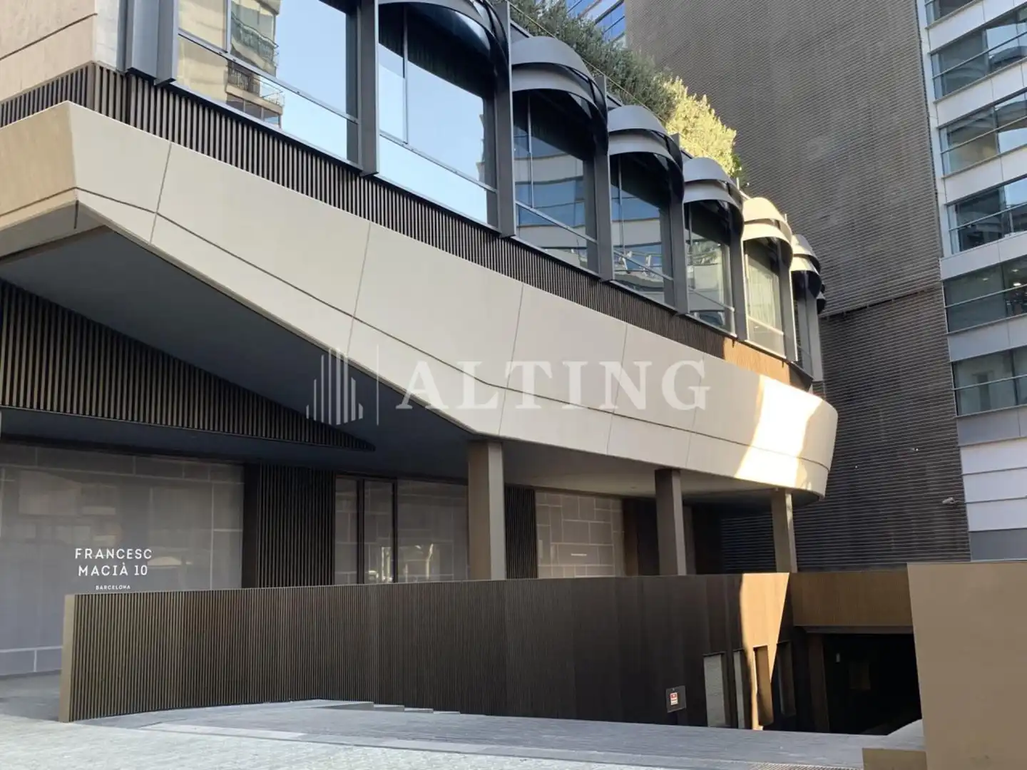 Außenansicht von Garage zur Miete in Barcelona