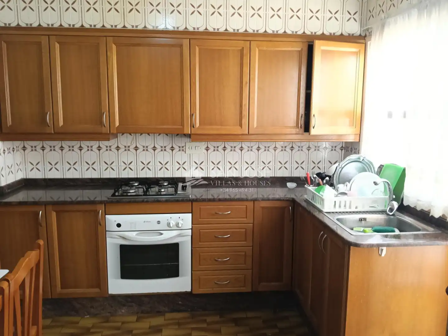Cocina de Piso en venta en Aspe con Terraza, Trastero y Balcón