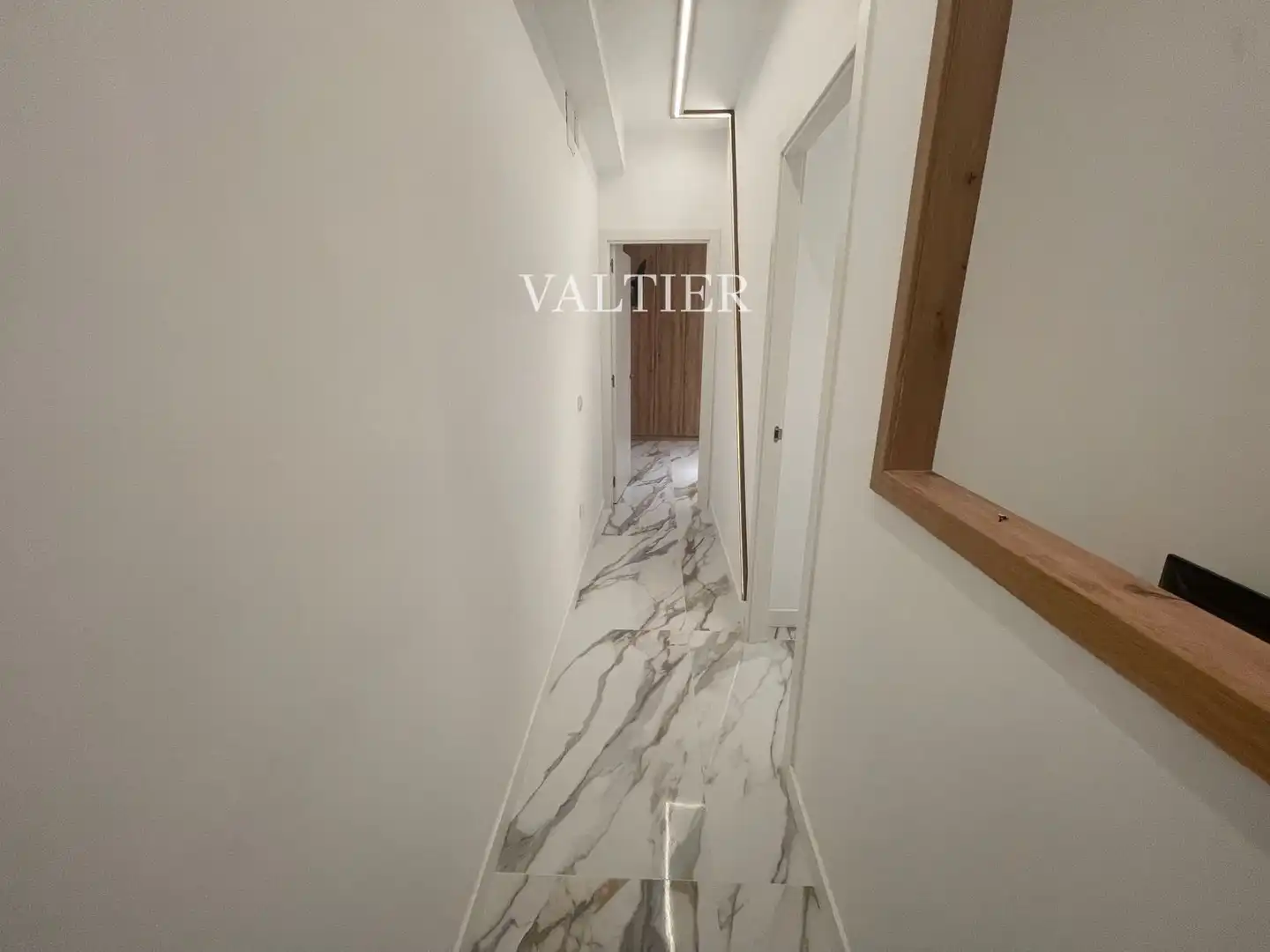 Flat for rent in Madrid  with Air Conditioner, Heating and Furnished