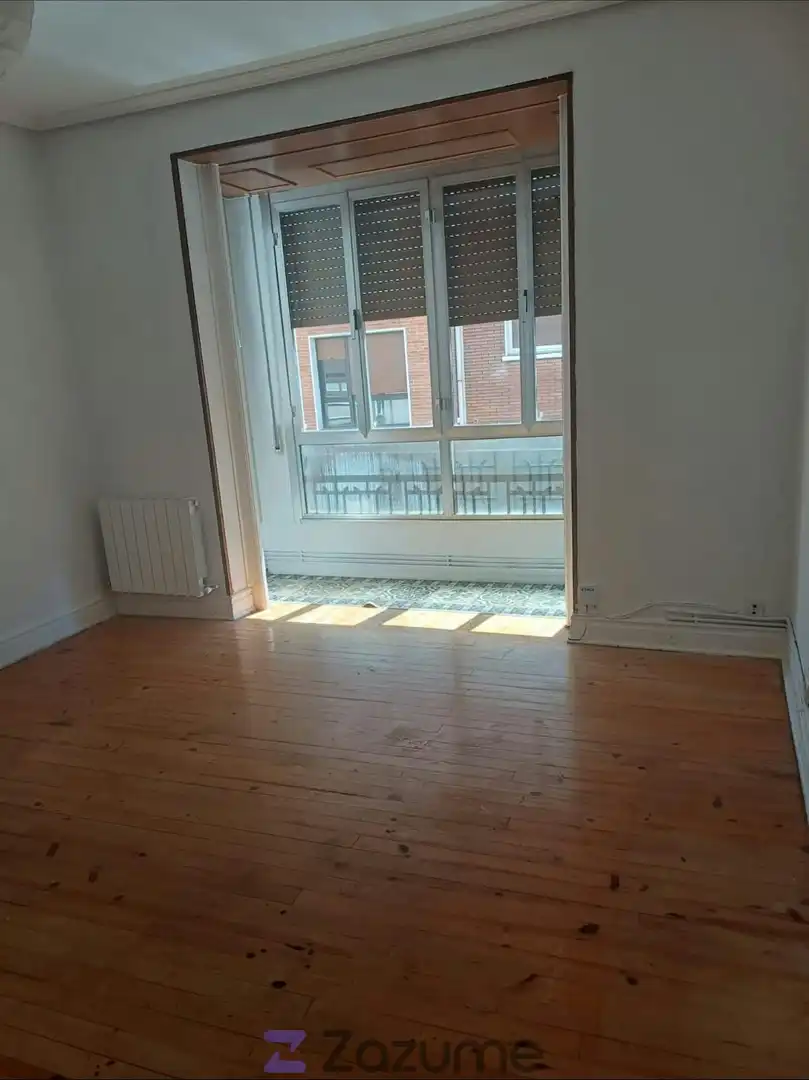 Flat with terrace to rent in Correos Kalea, imagen 9