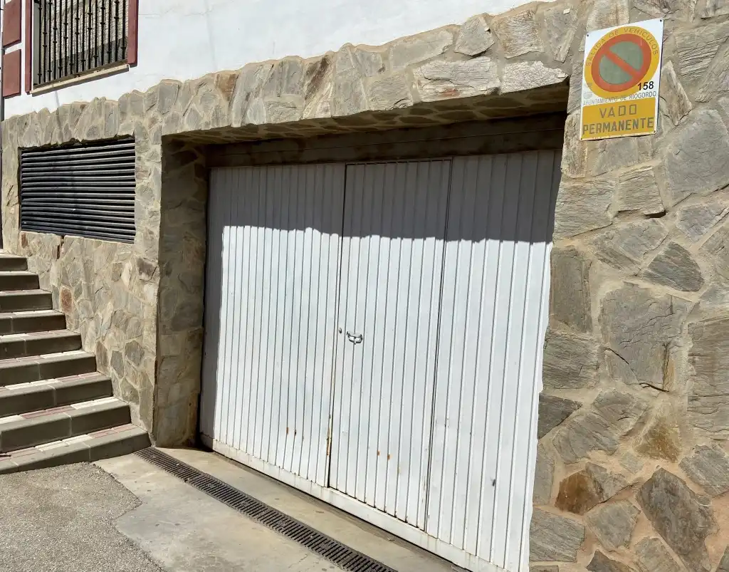 Aparcament de Dúplex en venda en Riogordo amb Aire condicionat