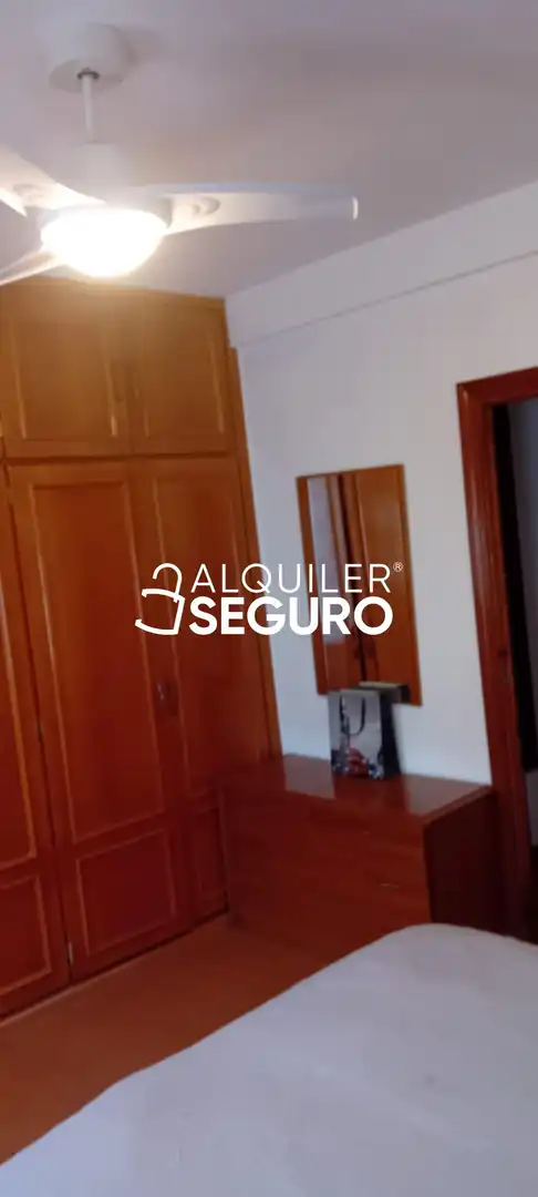 Habitación de Piso de alquiler en Canencia, Madrid