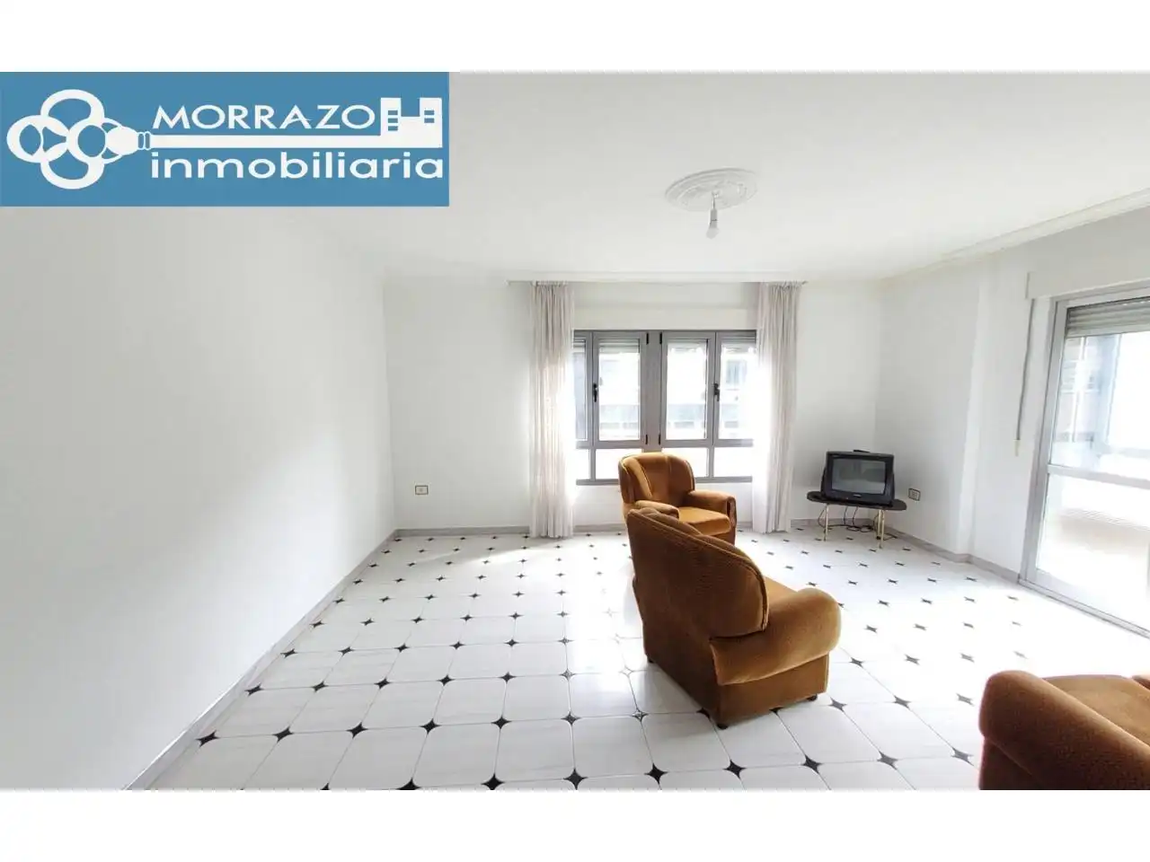 Piso en venta en Calle Antonia Ferrín Moreiras, 3, Lalín