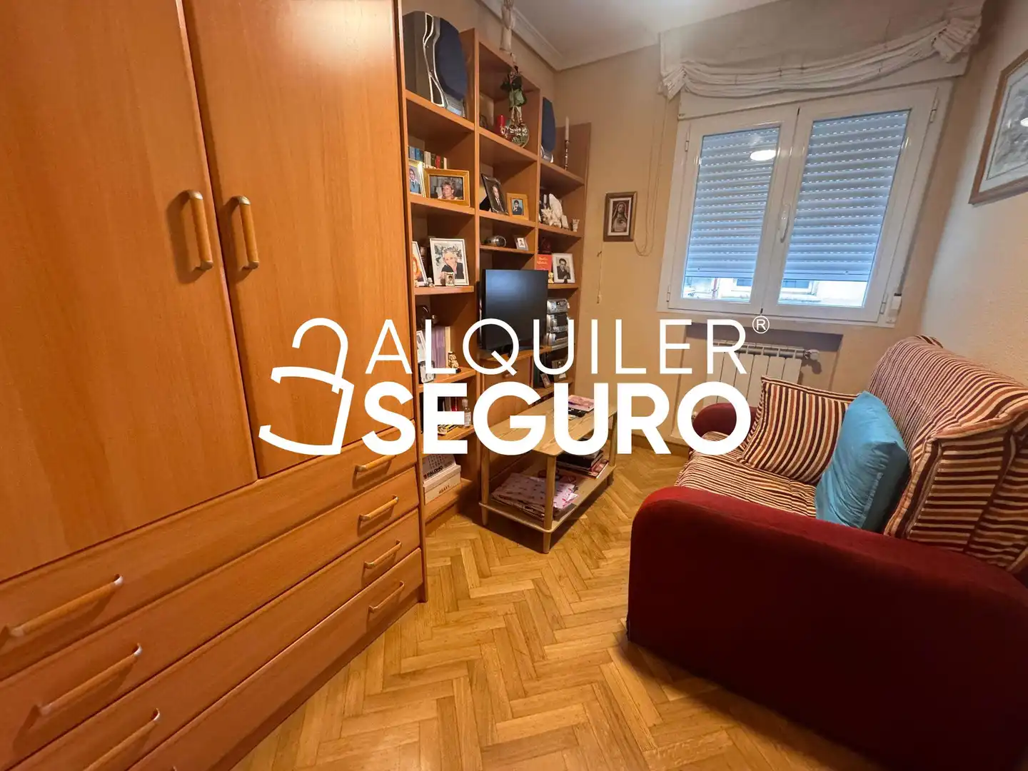 Habitación de Piso de alquiler en Madrid con Calefacción, Terraza y Amueblado