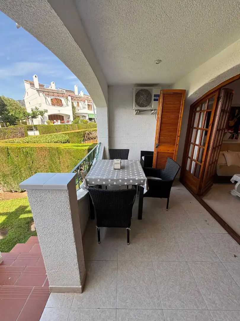 Terraza de Casa adosada en venta en Vandellòs i l'Hospitalet de l'Infant con Aire acondicionado, Jardín privado y Terraza