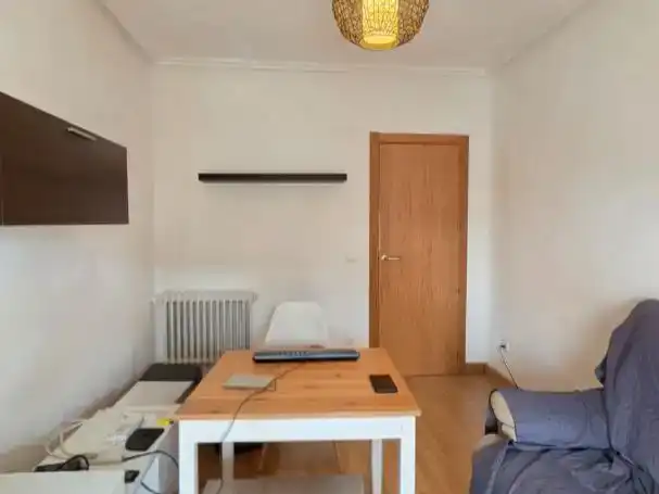 Sala d'estar de Pis en venda en Madrid amb Aire condicionat i Balcó