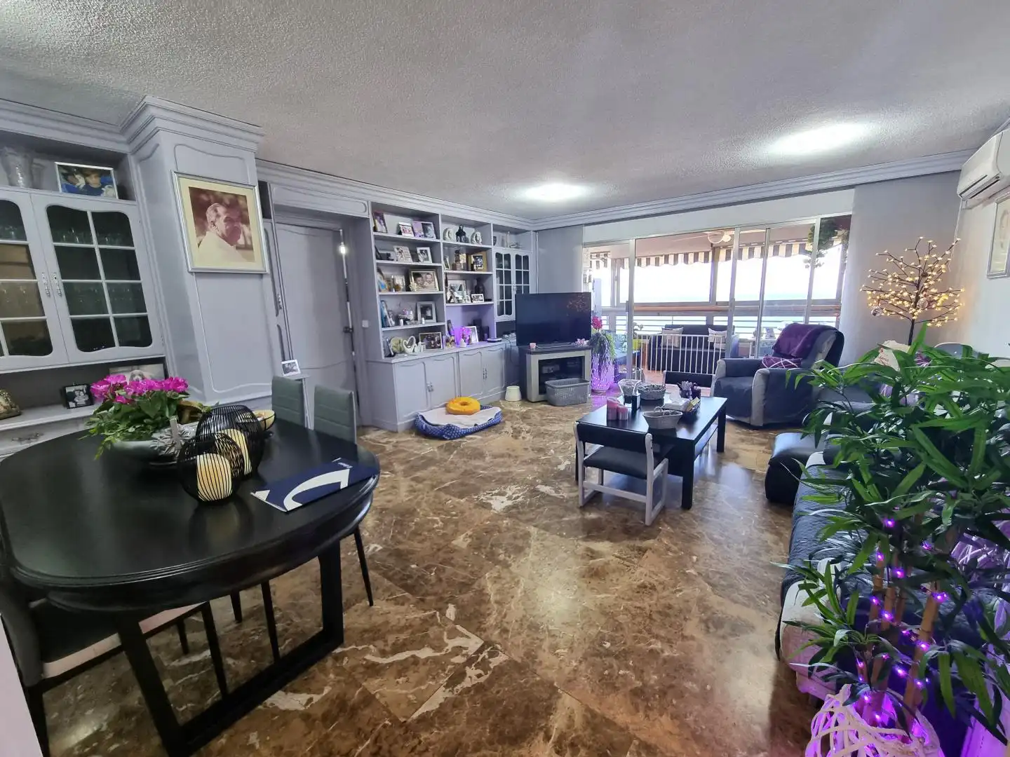 Sala de estar de Piso en venta en Alicante / Alacant con Aire acondicionado, Terraza y Trastero