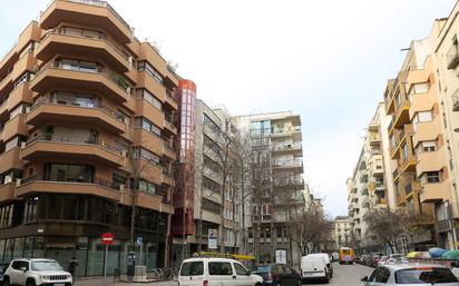 Vista exterior de Pis de lloguer en Girona Capital amb Balcó