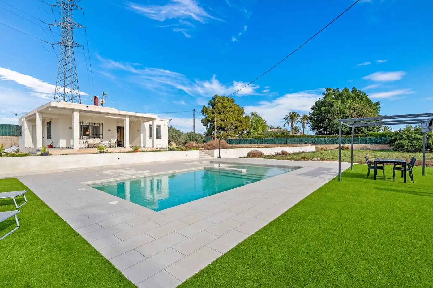 Piscina de Casa o xalet en venda en Elche / Elx amb Jardí privat, Terrassa i Piscina