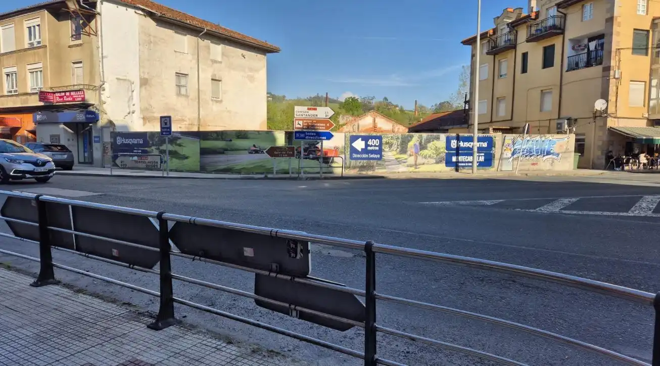 Terreni e lotti in vendita a Avenida de Torrelavega, imagen 10