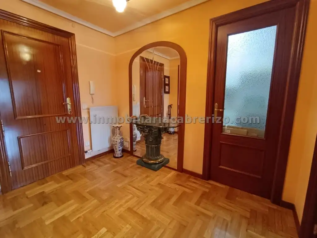 Estudio en venta en  Logroño con Aire acondicionado, Calefacción y Parquet