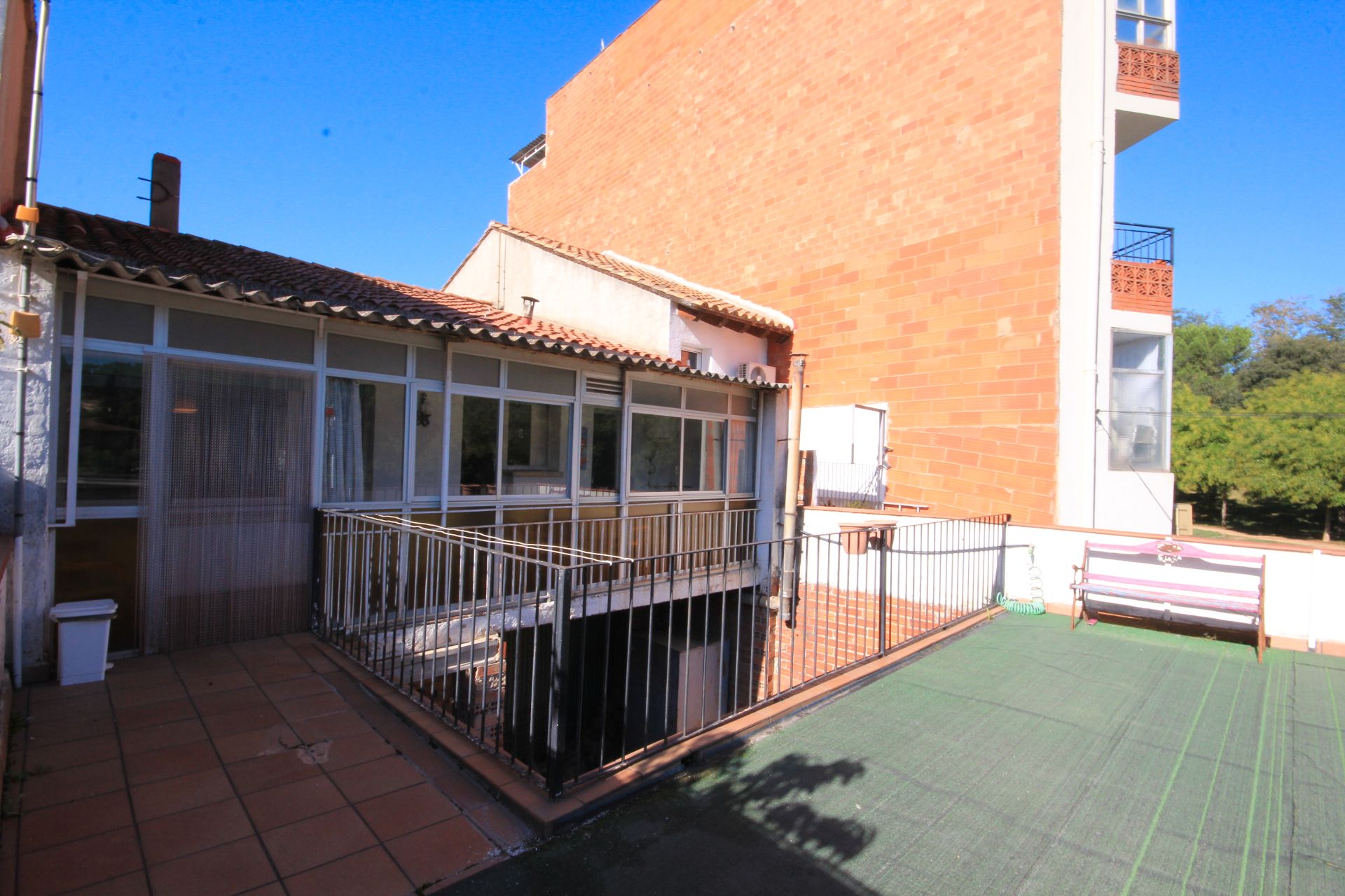 Casa adosada en venda en Sant Celoni amb Calefacció, Terrassa i Traster
