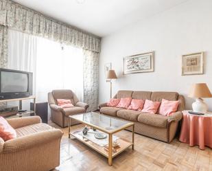 Living room of Flat for sale in  Madrid Capital  with Storage room