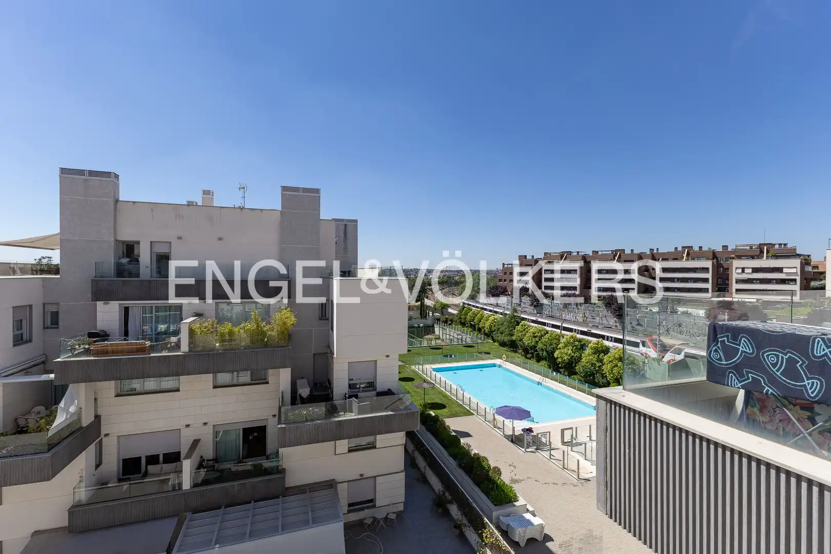Terrace of Duplexes for sale in Madrid  with Air Conditioner, Heating and Private garden