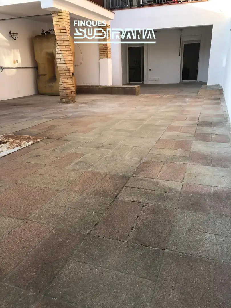 Terrassa de Planta baixa en venda en Igualada amb Calefacció, Parquet i Terrassa
