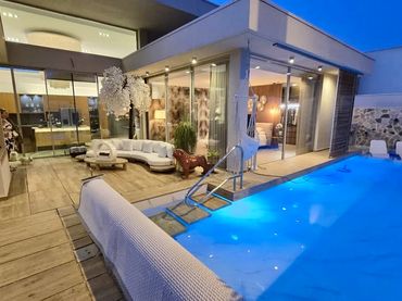 Casa con piscina en venta en Benijófar