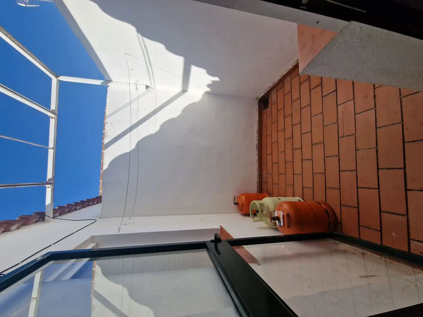 Balcony of Houses for sale in Almonte  with Air Conditioner, Terrace and Swimming Pool