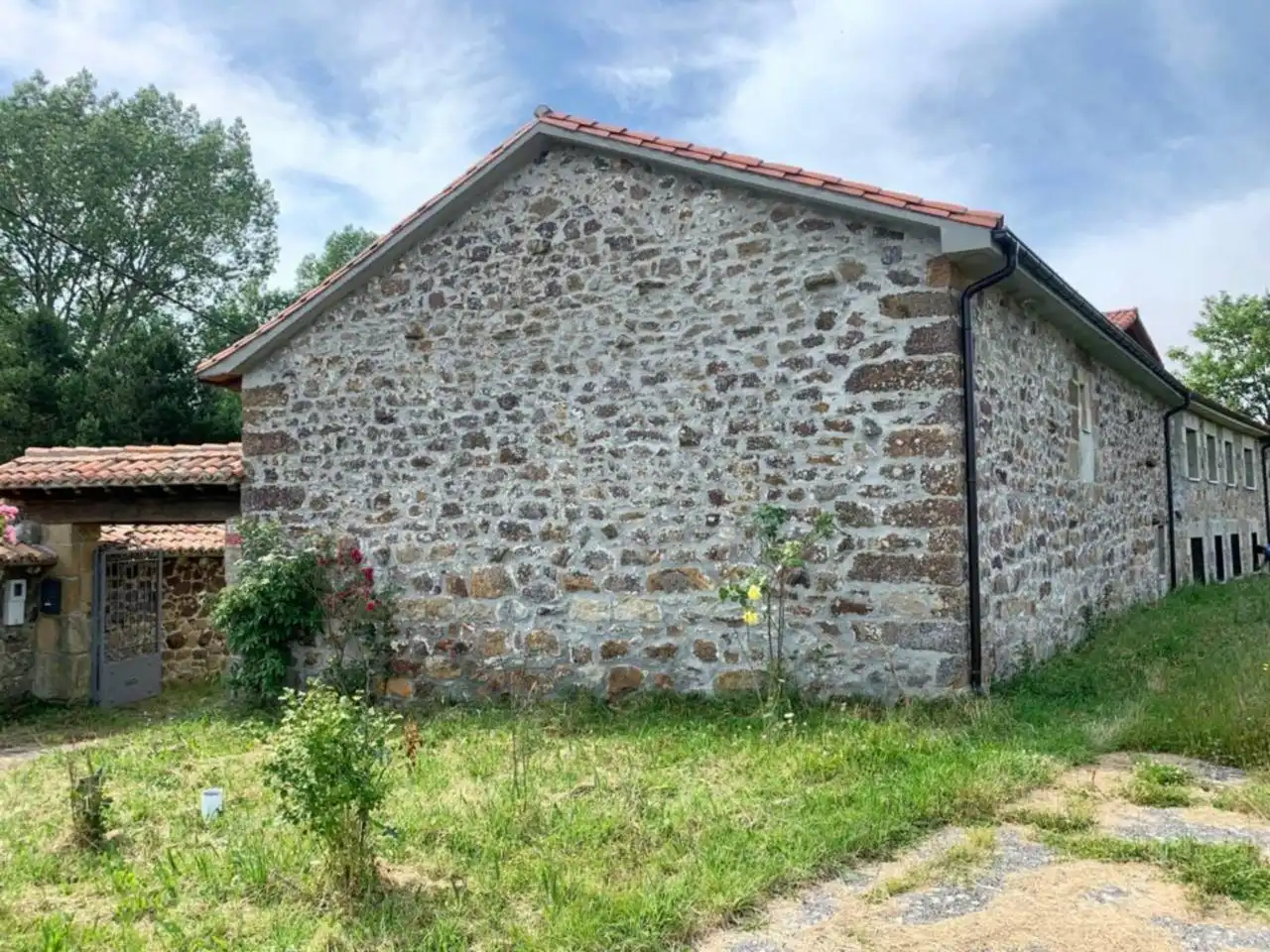 Vista exterior de Casa o chalet en venta en Arija con Calefacción, Jardín privado y Terraza