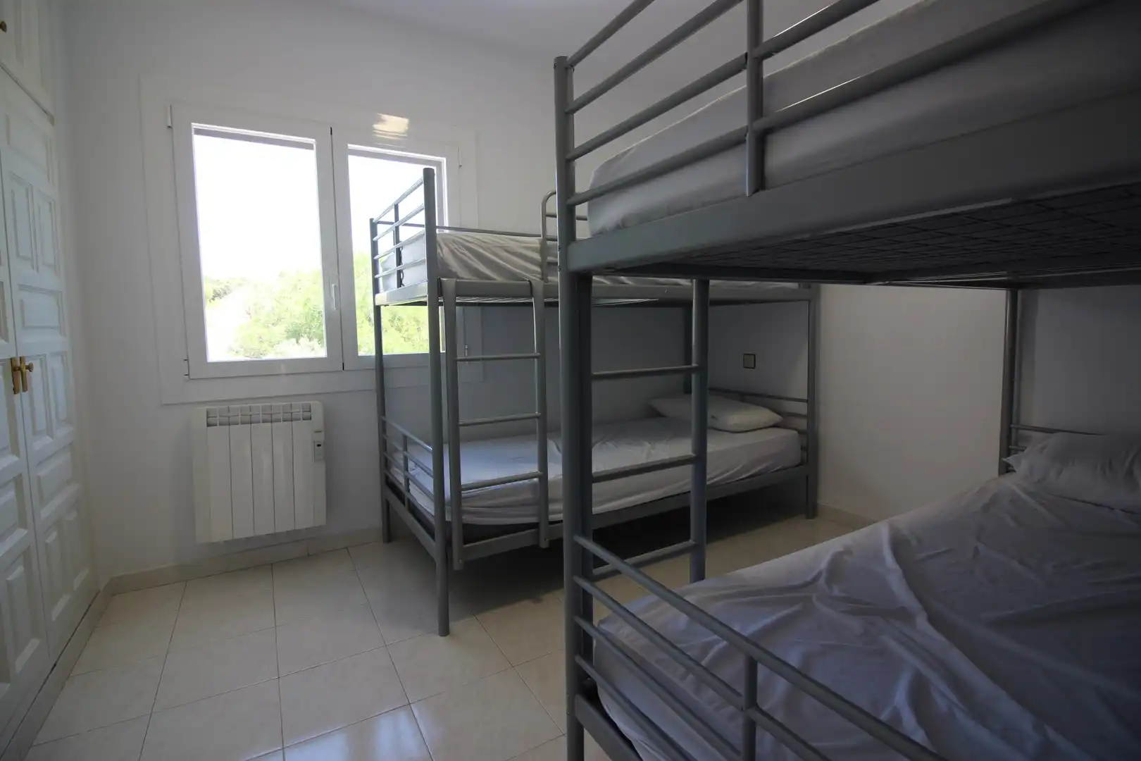 Dormitori de Casa o xalet en venda en Roses amb Terrassa, Traster i Piscina