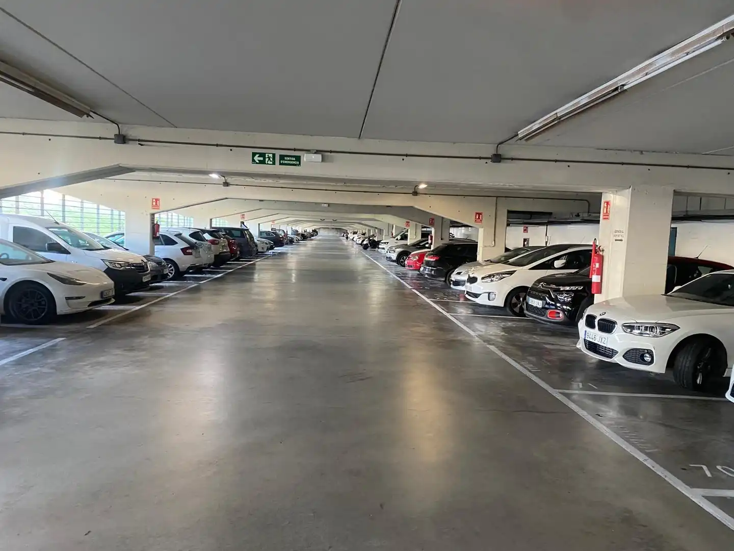 Fabrikhallen zur Miete in Calle de les Ciències, La Font d'en Fargues