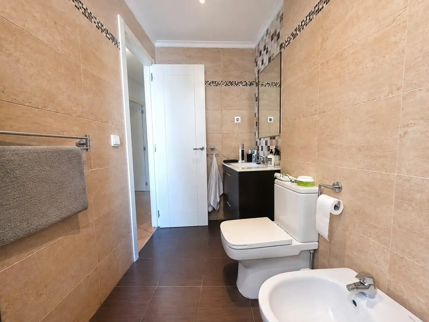 Bathroom of Flat for sale in Torremolinos  with Air Conditioner, Terrace and Community pool