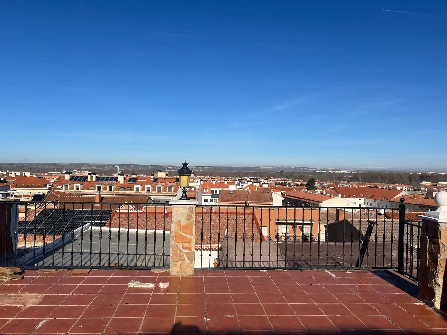 Vista exterior de Casa o chalet en venta en Aranjuez con Aire acondicionado, Calefacción y Jardín privado