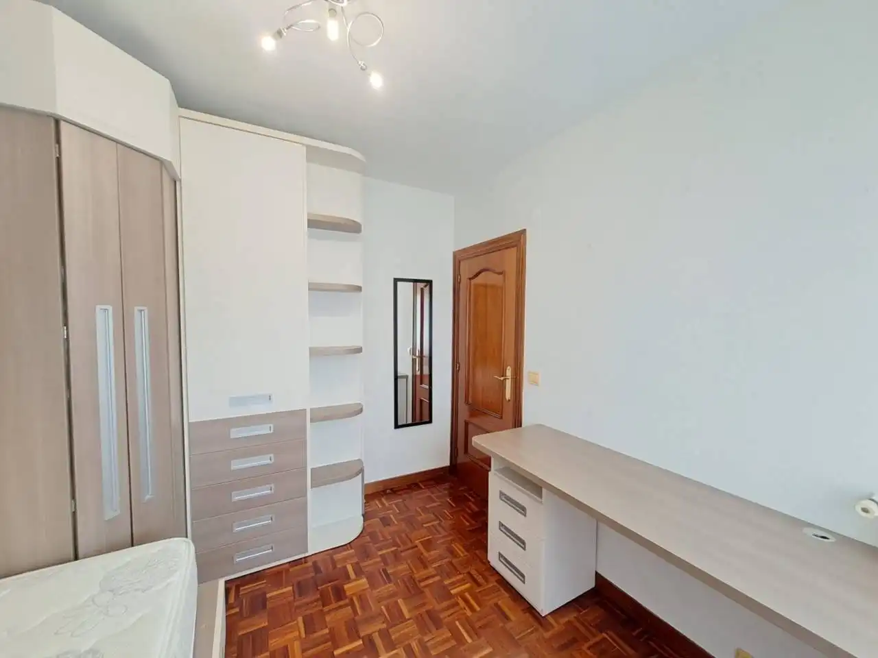 Bedroom of Flat for sale in Burgos  with Heating