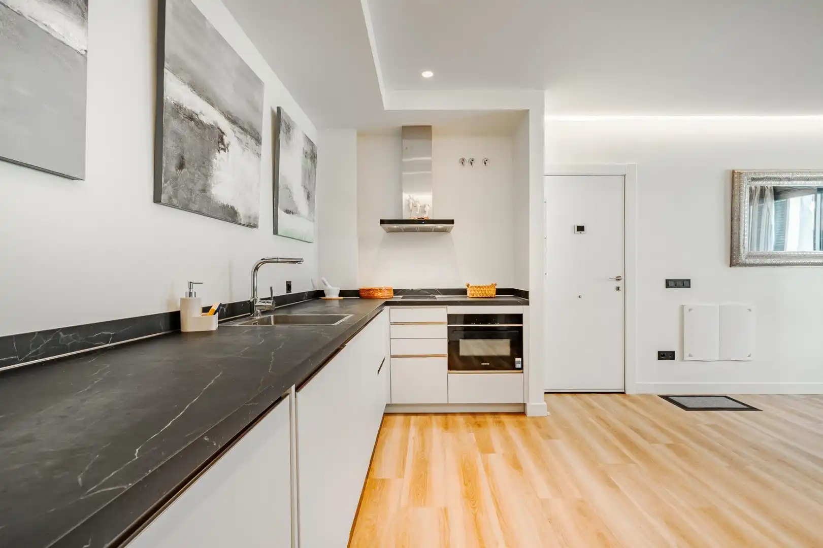 Cocina de Apartamento en venta en Estepona con Aire acondicionado, Calefacción y Amueblado