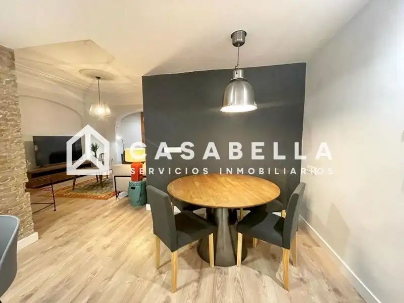 Flat for share in Valencia  with Air Conditioner, Heating and Furnished