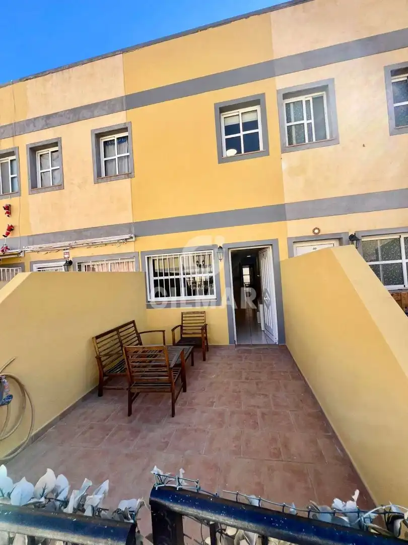 Vista exterior de Dúplex en venda en Arona amb Terrassa i Moblat