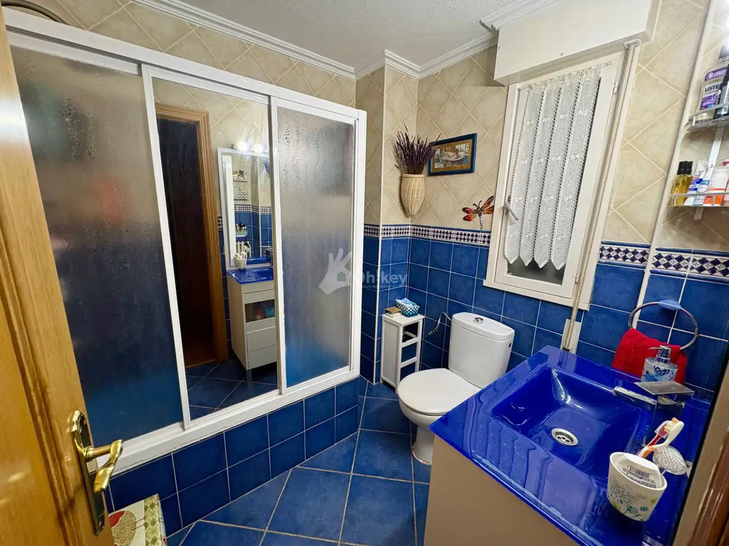 Baño de Piso en venta en Villablino con Calefacción, Trastero y Amueblado