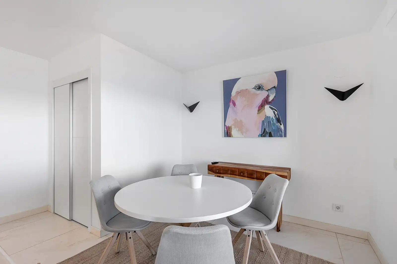 Menjador de Apartament en venda en Torrevieja amb Terrassa, Traster i Moblat