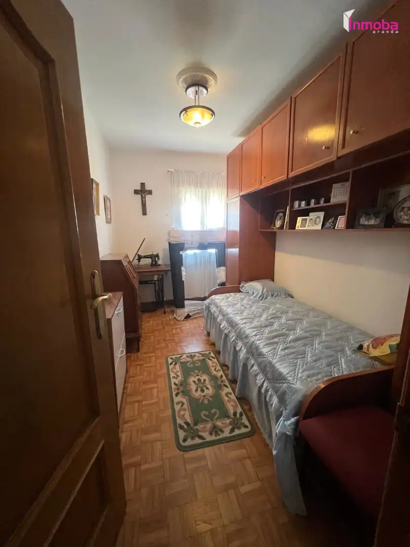 Habitación de Piso en venta en Aranda de Duero con Calefacción