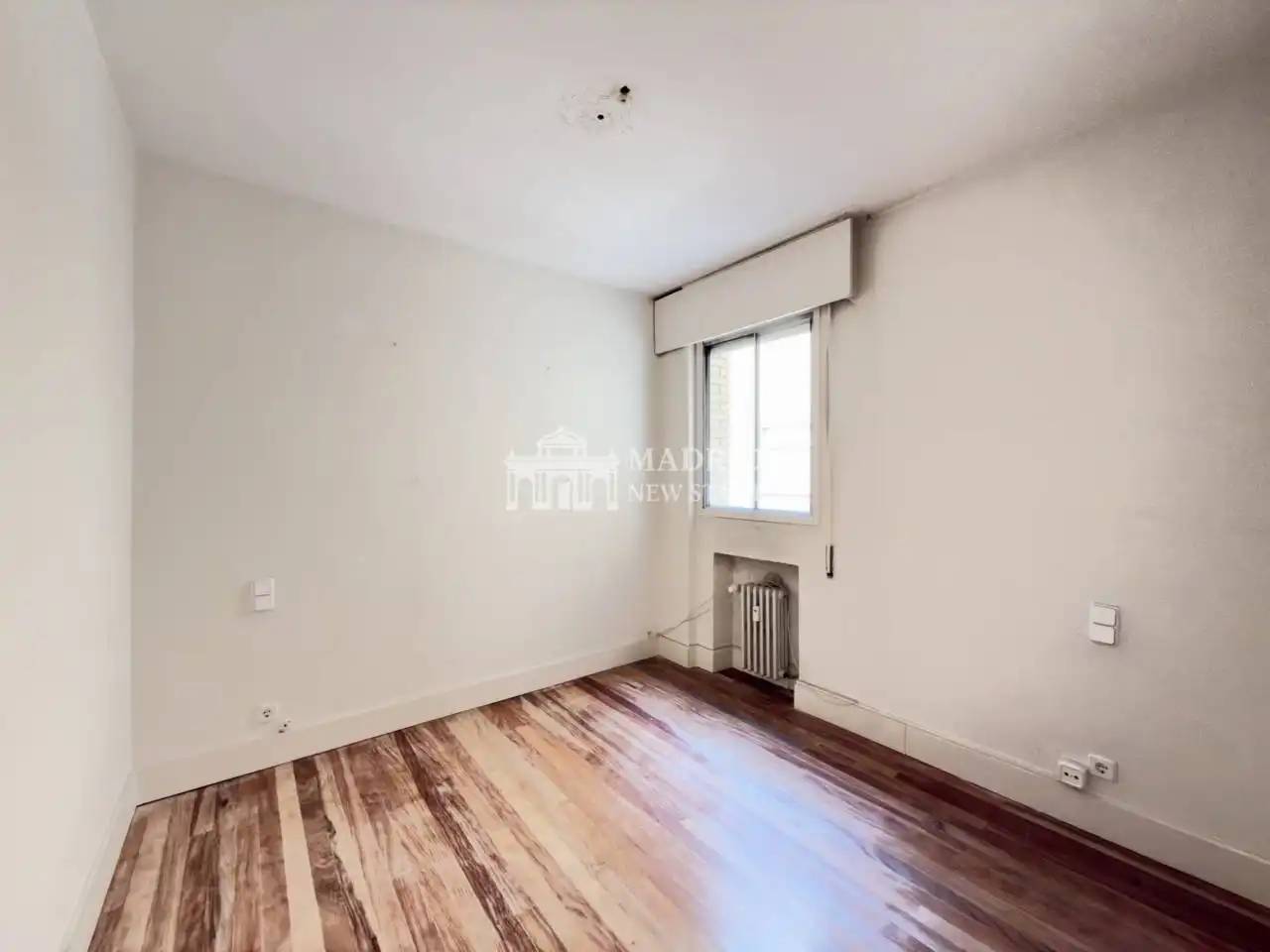 Schlafzimmer von Wohnung zum Verkauf in Madrid mit Klimaanlage, Heizung und Terrasse