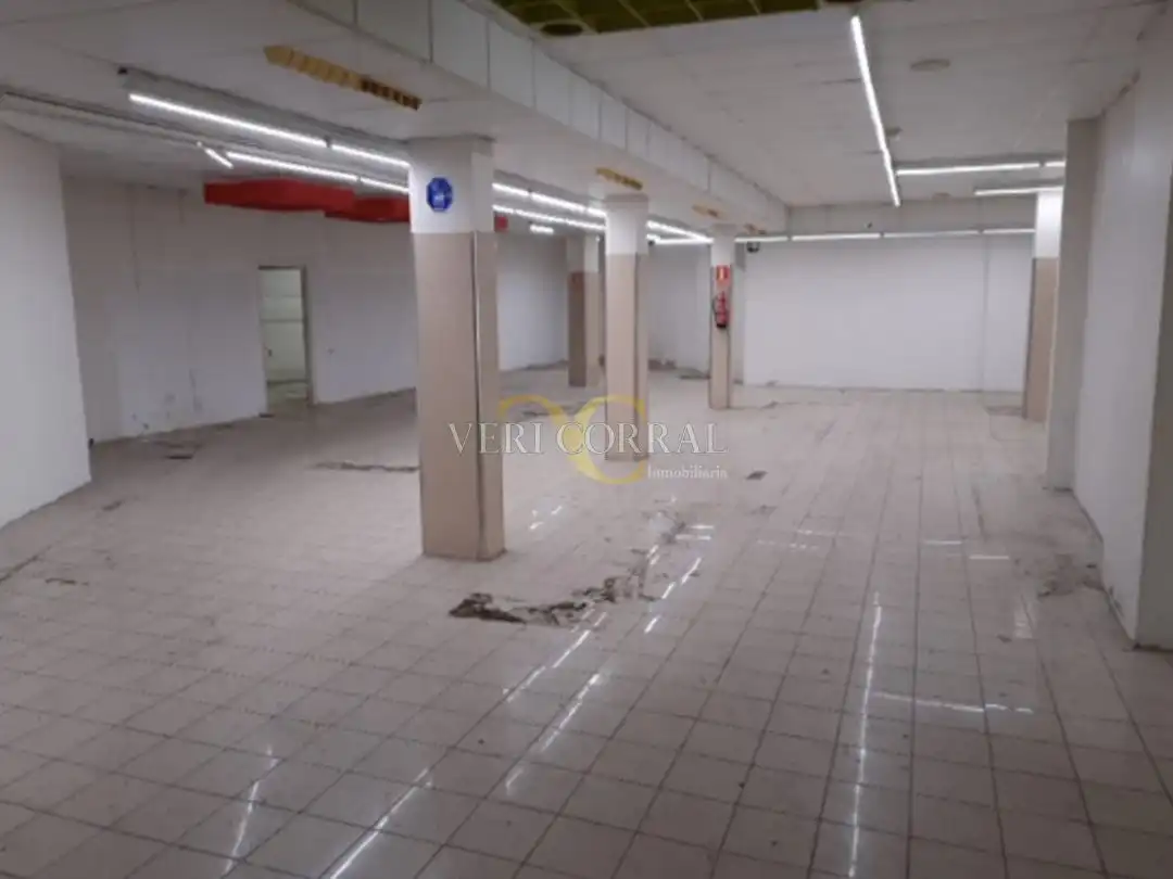Business premises to rent in Calle Román Romano, imagen 17