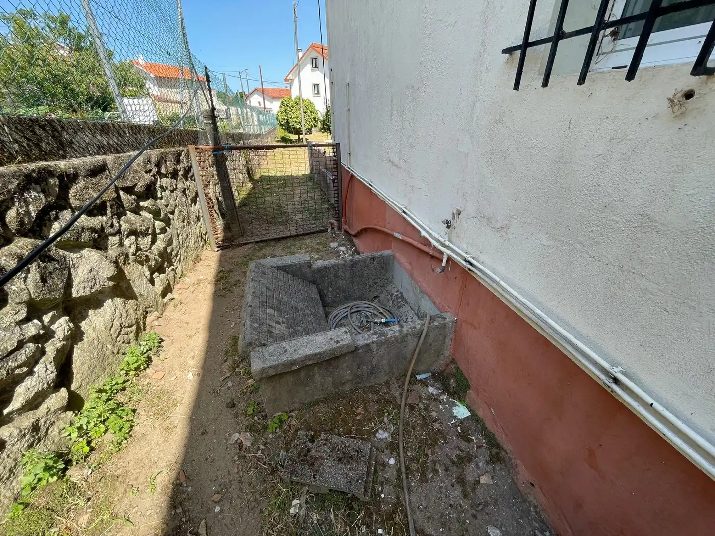 Vista exterior de Casa o chalet en venta en Porto do Son con Jardín privado, Amueblado y Balcón