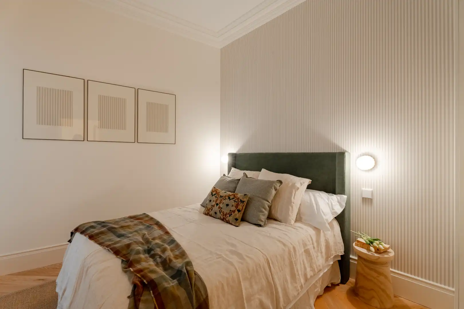 Bedroom of Flat for sale in Madrid  with Air Conditioner, Heating and Parquet flooring